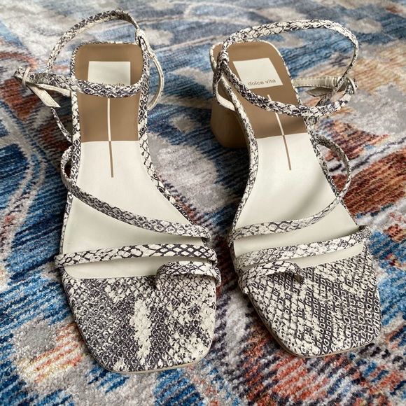 NIB Dolce Vita Size 8 Zyda Square Toe Block Heel in Stone Snake Print Leather - Picture 2 of 7